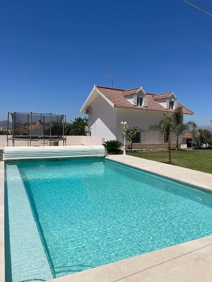 Casita Montoya contacts